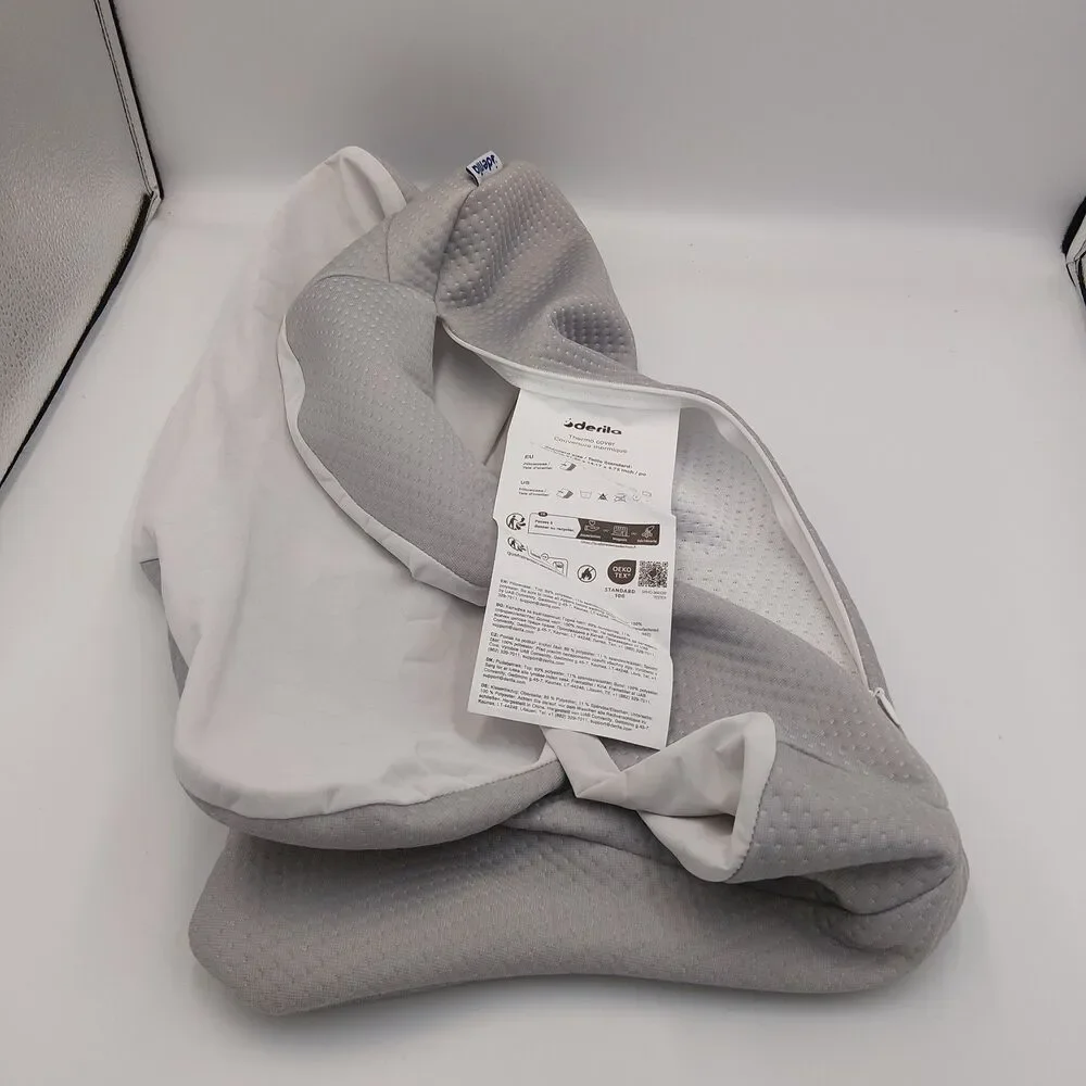 Derila pillow cover